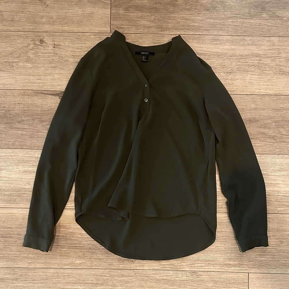 Forever 21 Olive Green V-Neck Button-Front Blouse